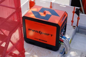 A mobile BESS (battery energy storage system )unit onsite providing worksite power.